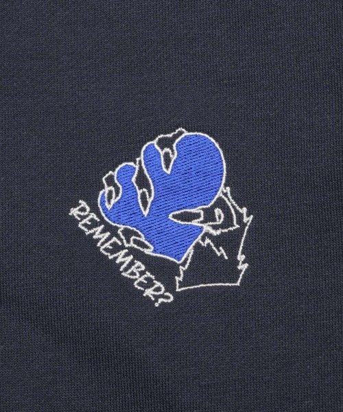 Remember.(リメンバー)の「Both Embroidery Monster Claw Sweat(スウェット・メンズ・チャコールグレー/ライトグレー・LARGE/MEDIUM/SMALL)」の7枚目の写真