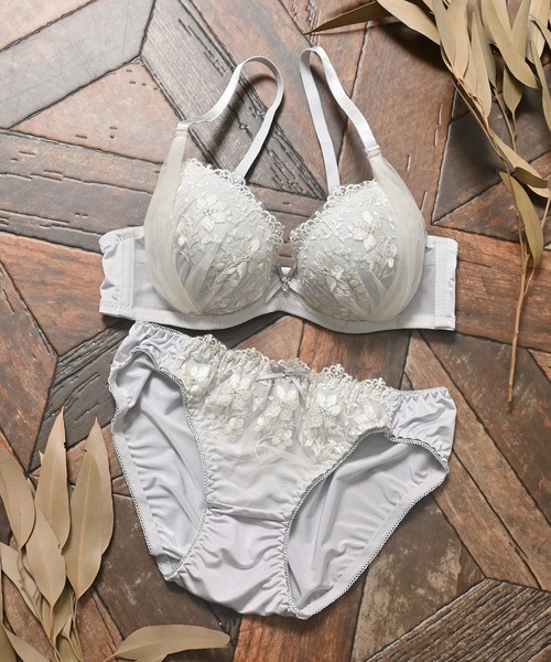 花刺繍チュールブラセット（ブラ&ショーツ）｜Honeys（ハニーズ）の