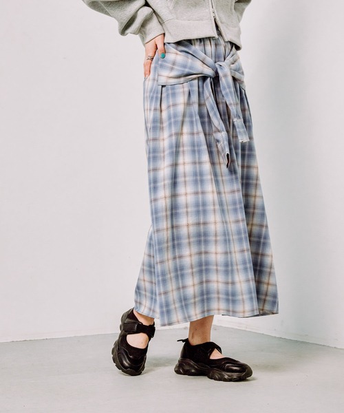 LEPSIM（レプシィム）の「デザインチェックスカート　241961（スカート・レディース・ライトグリーン/ネイビー/ブルー・FREE）」の22枚目の写真