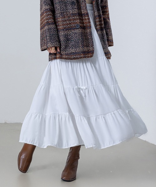 DAY CLOSET(デイ クローゼット)の「【ロング丈/透け防止のペチコート付き】バレエコアルックリボンティアードスカート レディース(スカート・レディース・ホワイト/ブラック・FREE)」の2枚目の写真