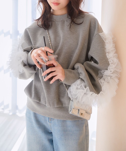 KOBE LETTUCE(コウベレタス)の「ティアードチュール長袖ダイバートップス(スウェット・レディース・グレー/オフホワイト/グレイッシュベージュ・M)」の6枚目の写真