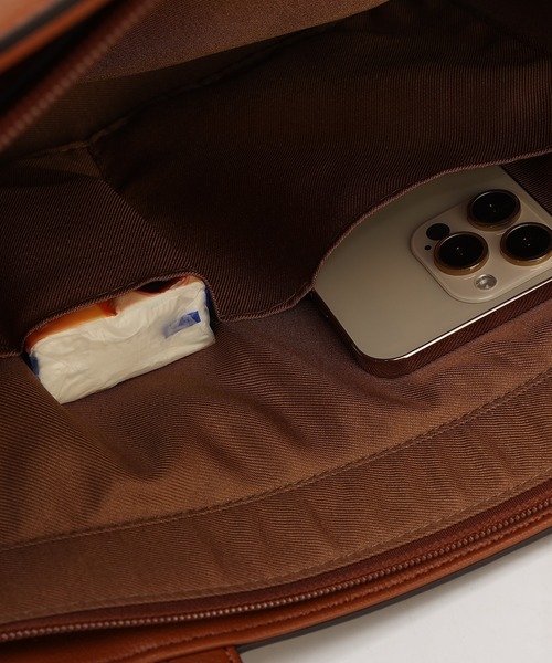 Ungrid(アングリッド)の「【Ungrid/アングリッド】シンプルベルト ラージトート 大容量 A4トート 通勤通学 リクルート(トートバッグ・レディース・ブラック/アイボリー/オリーブ/キャメル/ダークベージュ・FREE)」の8枚目の写真