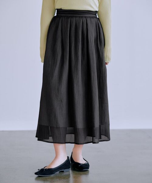 COHINA（コヒナ）の「シアーレイヤードタックスカート 【低身長・小柄女性】（スカート・レディース・ブラック/ブラウン/ホワイト・S-Regular/XS-Regular/S-Short/XS-Short）」の2枚目の写真