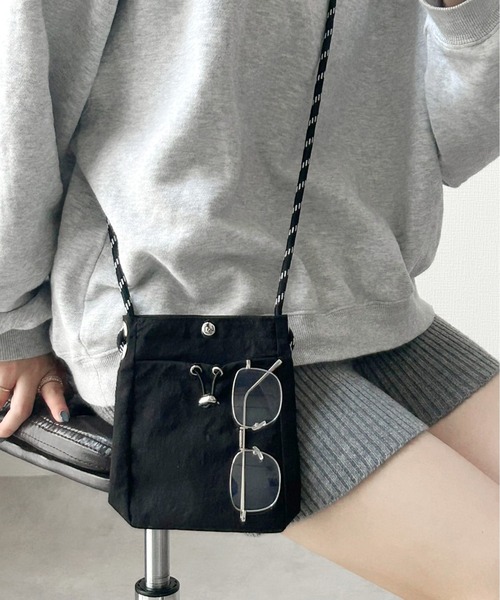 Port(ポート)の「【 Port / ポート 】 ドローコード ミニ ショルダーバッグ(ショルダーバッグ・レディース・ブラック/カーキ/アイボリー/ブルー/オレンジ/パープル/ベージュ・FREE)」の1枚目の写真