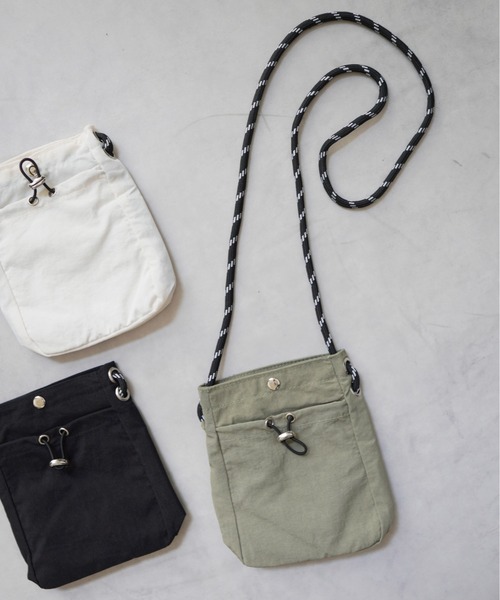 Port(ポート)の「【 Port / ポート 】 ドローコード ミニ ショルダーバッグ(ショルダーバッグ・レディース・ブラック/カーキ/アイボリー/ブルー/オレンジ/パープル/ベージュ・FREE)」の10枚目の写真