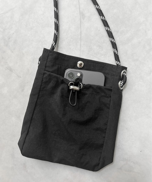 Port(ポート)の「【 Port / ポート 】 ドローコード ミニ ショルダーバッグ(ショルダーバッグ・レディース・ブラック/カーキ/アイボリー/ブルー/オレンジ/パープル/ベージュ・FREE)」の13枚目の写真