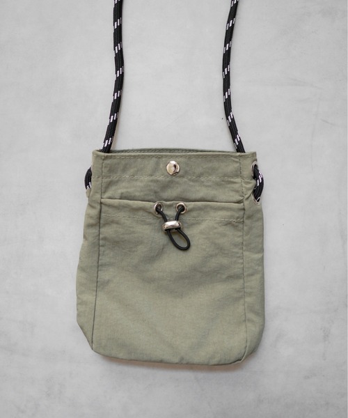 Port(ポート)の「【 Port / ポート 】 ドローコード ミニ ショルダーバッグ(ショルダーバッグ・レディース・ブラック/カーキ/アイボリー/ブルー/オレンジ/パープル/ベージュ・FREE)」の17枚目の写真