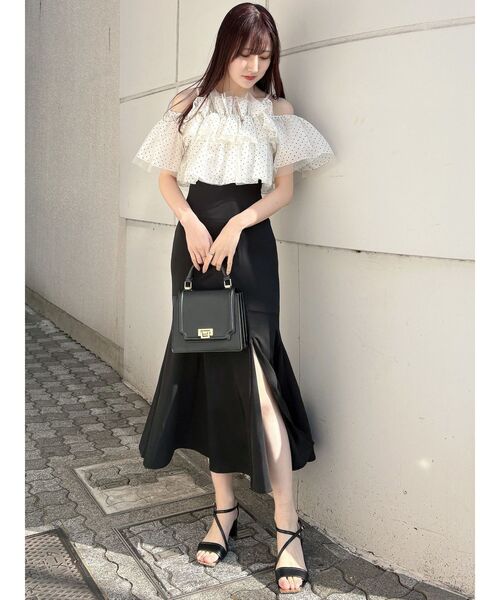 MERCURYDUO（マーキュリーデュオ）の「メタルパーツストラップサンダル（サンダル・レディース・オフホワイト/ブラック/ベージュ・36/38）」の13枚目の写真