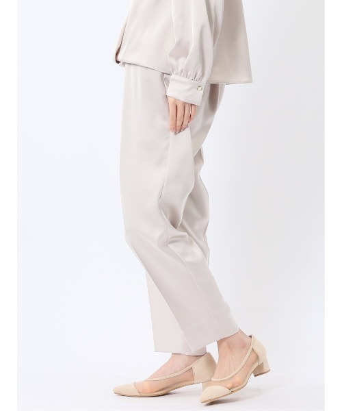 m.f.editorial（エムエフエディトリアル）の「【ハンドウォッシャブル】m.f.エディトリアル レディース 光沢サテン テーパードパンツ(セットアップ可能)（その他パンツ・レディース・ライトグレー/ネイビー・MEDIUM/LARGE）」の13枚目の写真