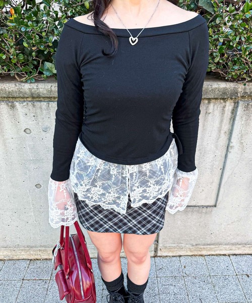 frunco（フランコ）の「【ZOZO限定】ドッキングレースロンT（Tシャツ/カットソー・レディース・レッド/ブラック/ホワイト・MEDIUM）」の7枚目の写真