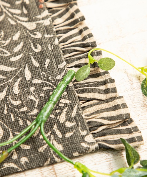 MILLION CARATS(ミリオンカラッツ)の「毎日の食卓をちょっと特別に演出するアンティーク調ランチョンマット(ランチョンマット/テーブルウェア・レディース・ピンク/カーキ/グレー/ブルー・FREE)」の10枚目の写真