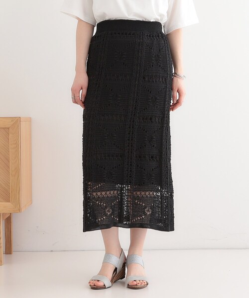 SHOO・LA・RUE(シューラルー)の「かぎ針風パッチワークが大人かわいいニットスカート(スカート・レディース・アイボリー/ベージュ/ブラック・00)」の19枚目の写真