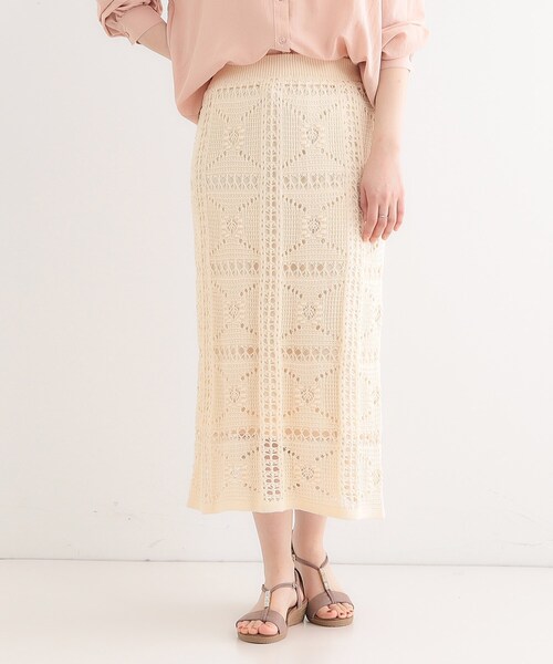 SHOO・LA・RUE(シューラルー)の「かぎ針風パッチワークが大人かわいいニットスカート(スカート・レディース・アイボリー/ベージュ/ブラック・00)」の8枚目の写真