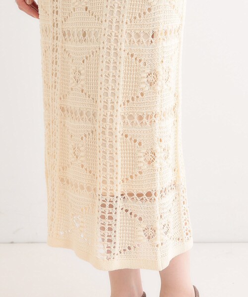 SHOO・LA・RUE(シューラルー)の「かぎ針風パッチワークが大人かわいいニットスカート(スカート・レディース・アイボリー/ベージュ/ブラック・00)」の16枚目の写真