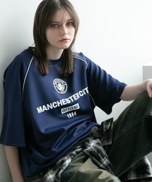 【Manchester City/マンチェスターシティー】エンブレムロゴワッペン ラグランショートスリーブデザインTシャツ 裾ドロスト