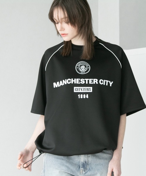 CORPUS SELECT(コーパストーキョー)の「【Manchester City/マンチェスターシティー】エンブレムロゴワッペン ラグランショートスリーブデザインTシャツ 裾ドロスト(Tシャツ/カットソー・メンズ・チャコールグレー/ブラック/ネイビー/ホワイト・M/L)」の13枚目の写真