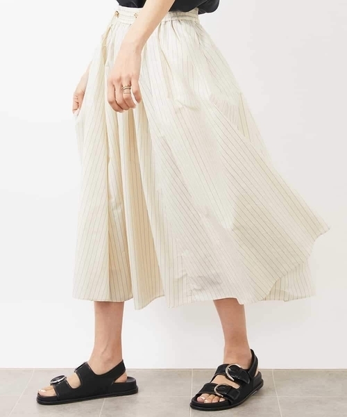 MICHEL KLEIN（ミッシェル・クラン）の「[ドライタッチ]スピンドルギャザースカート ストライプ柄(セットアップ対応)（スカート・レディース・ライトベージュ・38）」の21枚目の写真