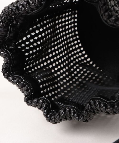 MIESROHE（ミースロエ）の「tassel drawstringﾊﾞｯｸﾞ（ショルダーバッグ・レディース・その他/ブラック/アイボリー・FREE）」の14枚目の写真