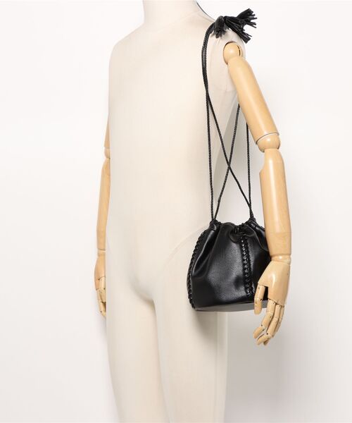 MIESROHE（ミースロエ）の「tassel drawstringﾊﾞｯｸﾞ（ショルダーバッグ・レディース・その他/ブラック/アイボリー・FREE）」の16枚目の写真