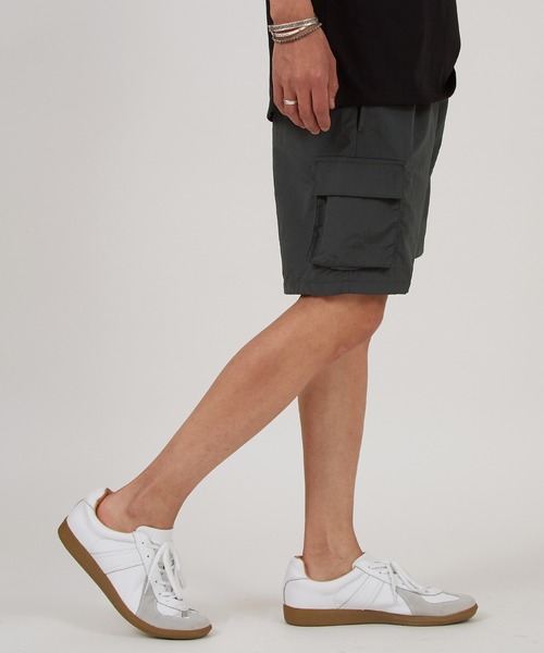 improves（インプローブス）の「ワッシャーナイロン カーゴショーツ（カーゴパンツ・メンズ・ネイビー/ホワイト/ブラック/ベージュ/オリーブ/チャコール・X-LARGE/LARGE/MEDIUM）」の16枚目の写真