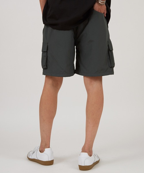 improves（インプローブス）の「ワッシャーナイロン カーゴショーツ（カーゴパンツ・メンズ・ネイビー/ホワイト/ブラック/ベージュ/オリーブ/チャコール・X-LARGE/LARGE/MEDIUM）」の17枚目の写真