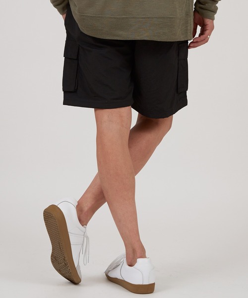 improves（インプローブス）の「ワッシャーナイロン カーゴショーツ（カーゴパンツ・メンズ・ネイビー/ホワイト/ブラック/ベージュ/オリーブ/チャコール・X-LARGE/LARGE/MEDIUM）」の13枚目の写真