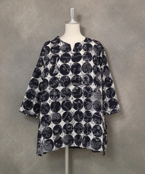STUDIO PICONE(スタジオピッコーネ)の「【UCHINOコラボ】サークル柄コットンチュニック(Tシャツ/カットソー・レディース・ブラック/ベージュ/ホワイト・M/L)」の5枚目の写真