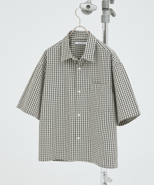 JOURNAL STANDARD（ジャーナルスタンダード）の「ミニ チェック クロップド 半袖 シャツ（シャツ/ブラウス・メンズ・ネイビー/ダークブルー/チャコールグレー/グレー・MEDIUM/LARGE）」の2枚目の写真