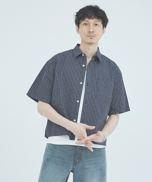 JOURNAL STANDARD（ジャーナルスタンダード）の「ミニ チェック クロップド 半袖 シャツ（シャツ/ブラウス・メンズ・ネイビー/ダークブルー/チャコールグレー/グレー・MEDIUM/LARGE）」の12枚目の写真