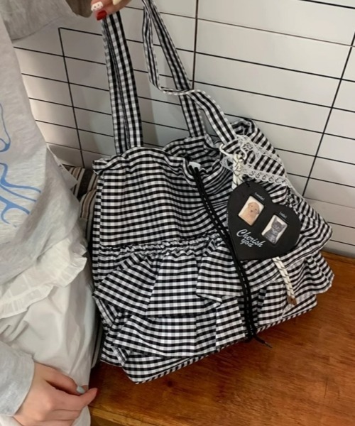 gossip!ロサンゼルス(ゴシップロサンゼルス)の「Y2Kガーリー*フリル付きギンガムチェック巾着トートバッグ(トートバッグ・レディース・ピンク/ブラック/ブルー・FREE)」の4枚目の写真