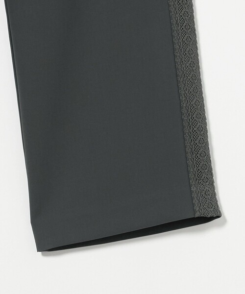 BEAUTY&YOUTH UNITED ARROWS(ビューティーアンドユースユナイテッドアローズ)の「サイドレース パンツ ーウォッシャブル-(その他パンツ・レディース・グレー系/ネイビー・S/M/XS)」の18枚目の写真