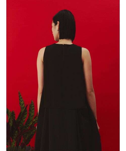 UN3D.(アンスリード)の「CLIONE LINE OP / クリオネラインワンピース(ワンピース・レディース・ブラック/カーキ・36/38)」の8枚目の写真