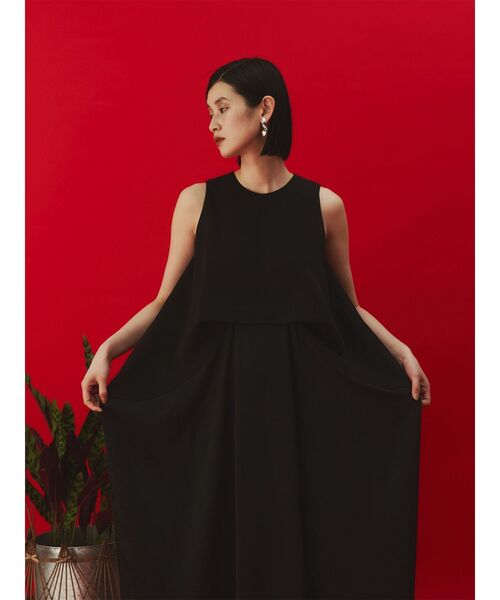 UN3D.(アンスリード)の「CLIONE LINE OP / クリオネラインワンピース(ワンピース・レディース・ブラック/カーキ・36/38)」の9枚目の写真