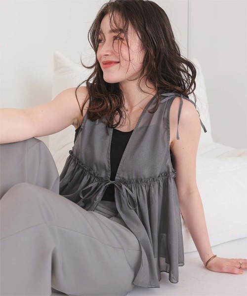 titivate（ティティベイト）の「ギャザーリボンベスト（ベスト・レディース・ブラック/アイボリー/チャコール・M）」の15枚目の写真