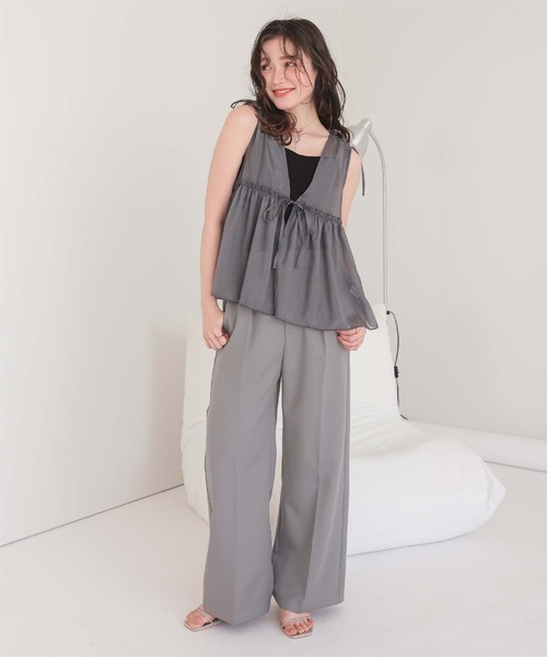 titivate（ティティベイト）の「ギャザーリボンベスト（ベスト・レディース・ブラック/アイボリー/チャコール・M）」の17枚目の写真