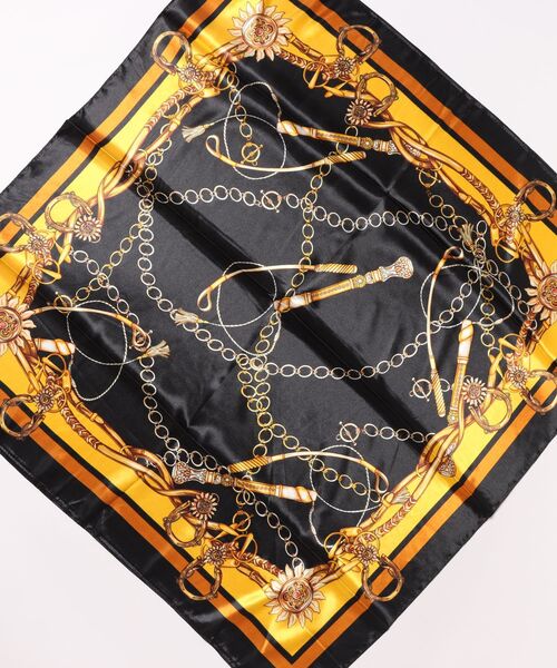 VIBGYOR(ヴィブジョー)の「柄スカーフ(BDS)(バンダナ/スカーフ・レディース・ブルー/イエロー・FREE)」の3枚目の写真