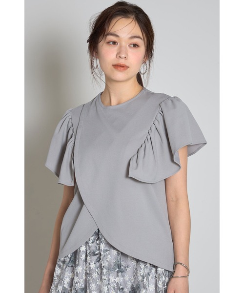 &. NOSTALGIA(アンドドットノスタルジア)の「フリルショルダーアシメカットブラウス(Tシャツ/カットソー・レディース・ブラック/グレー/ミント・M)」の1枚目の写真
