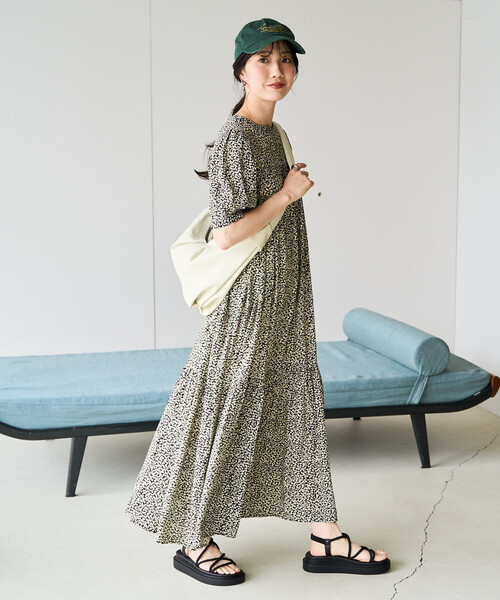 FREAK'S STORE(フリークスストア)の「限定展開 花柄 マキシ 半袖 ワンピース(ワンピース・レディース・レッド/グリーン/ブラック/ネイビー/イエロー/ベージュ・SMALL/MEDIUM)」の11枚目の写真