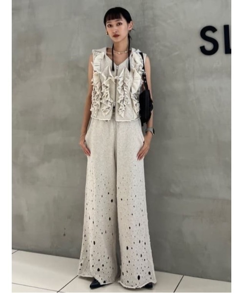SLY（スライ）の「ASYMMETRY CUP IN HALTER CAMI アシンメトリー
