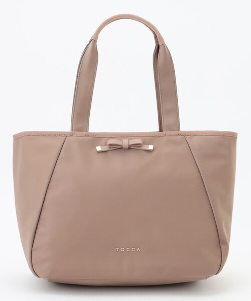 TOCCA(トッカ)の「JOLIE KNOT NYLONTOTE トートバッグ(トートバッグ・レディース・ブラック系/ベージュ系/ネイビー系・F)」の19枚目の写真