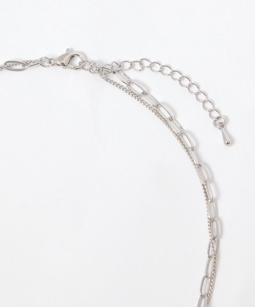 FOREVER 21（フォーエバー トゥエンティーワン）の「２連モチーフネックレス（ネックレス・レディース・シルバー・FREE）」の3枚目の写真