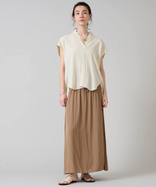 Liesse（リエス）の「バックギャザーブラウス（シャツ/ブラウス・レディース・ホワイト/ブラウン/イエロー/グレイッシュベージュ・FREE）」の9枚目の写真