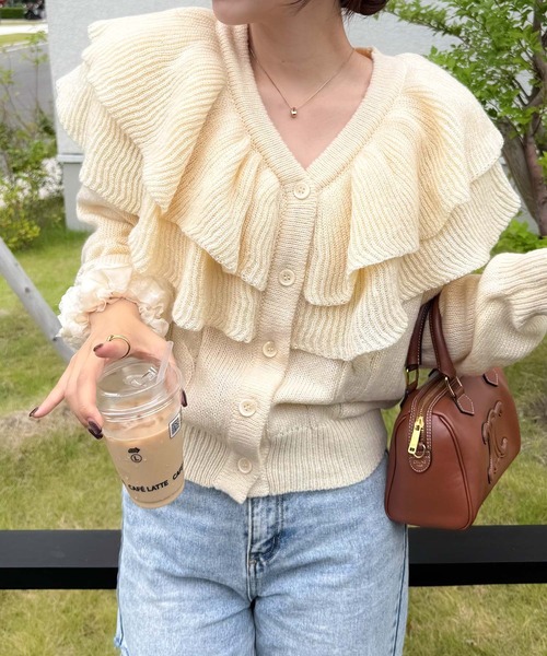 mily bilet（ミウィビレット）の「【mily bilet】かわいくて暖かい。ビッグフリルミックスニットカーディガン（長袖）（カーディガン/ボレロ・レディース・アイボリー/ブルー/グレー・LARGE/MEDIUM/SMALL/X-LARGE）」の9枚目の写真
