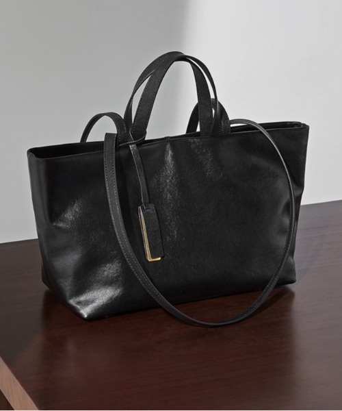 NiiNa(ニーナ)の「【 NiiNa / ニーナ 】高品質牛革2wayシックワンハンドルトートバッグ(トートバッグ・レディース・ブラウン/ダークブラウン/ブラック・FREE)」の2枚目の写真