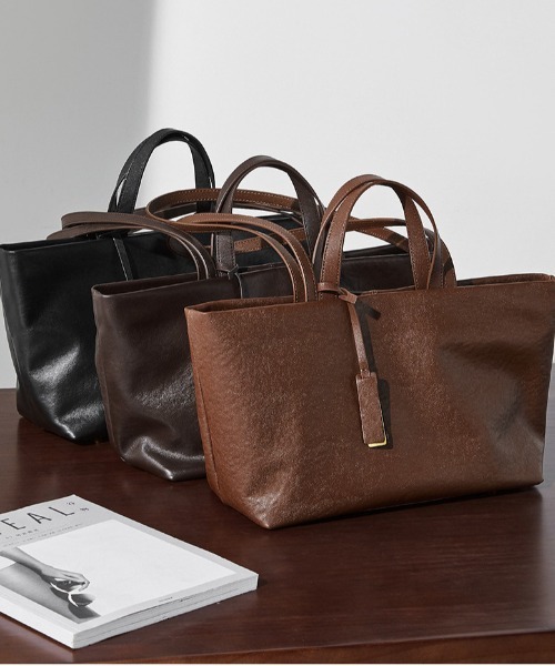 NiiNa(ニーナ)の「【 NiiNa / ニーナ 】高品質牛革2wayシックワンハンドルトートバッグ(トートバッグ・レディース・ブラウン/ダークブラウン/ブラック・FREE)」の7枚目の写真