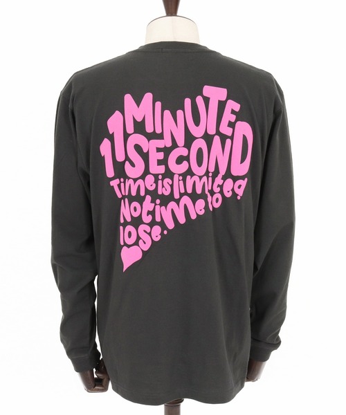 1minute 1second(ワンミニットワンセカンド)の「mlt5294-long sleeve cut&sew with foam print (big PAVE heart) ロングスリーブカットソー(Tシャツ/カットソー・メンズ・チャコール/ブラック/ホワイト・S/M/L/XL)」の22枚目の写真