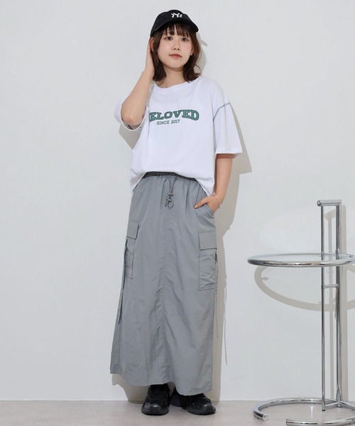 Arinomama(アリノママ)の「カレッジロゴ風ワイドTシャツ(Tシャツ/カットソー・レディース・グレイッシュベージュ/スミクロ/ブラック/オフホワイト・FREE)」の14枚目の写真