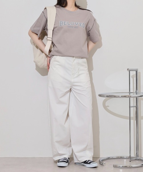 Arinomama(アリノママ)の「カレッジロゴ風ワイドTシャツ(Tシャツ/カットソー・レディース・グレイッシュベージュ/スミクロ/ブラック/オフホワイト・FREE)」の22枚目の写真