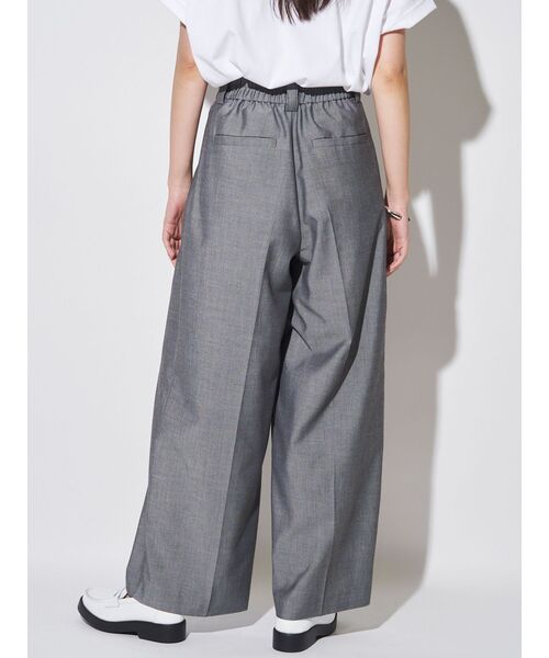 ELENDEEK（エレンディーク）の「ダブルタックワイドパンツ（その他パンツ・レディース・ブラウン/グレー・01/02）」の16枚目の写真