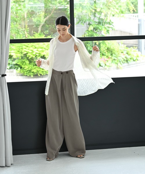 STYLE DELI（スタイルデリ）の「【BLK001】テクスチャー素材シアーシャツ（シャツ/ブラウス・レディース・アイボリー・FREE）」の4枚目の写真